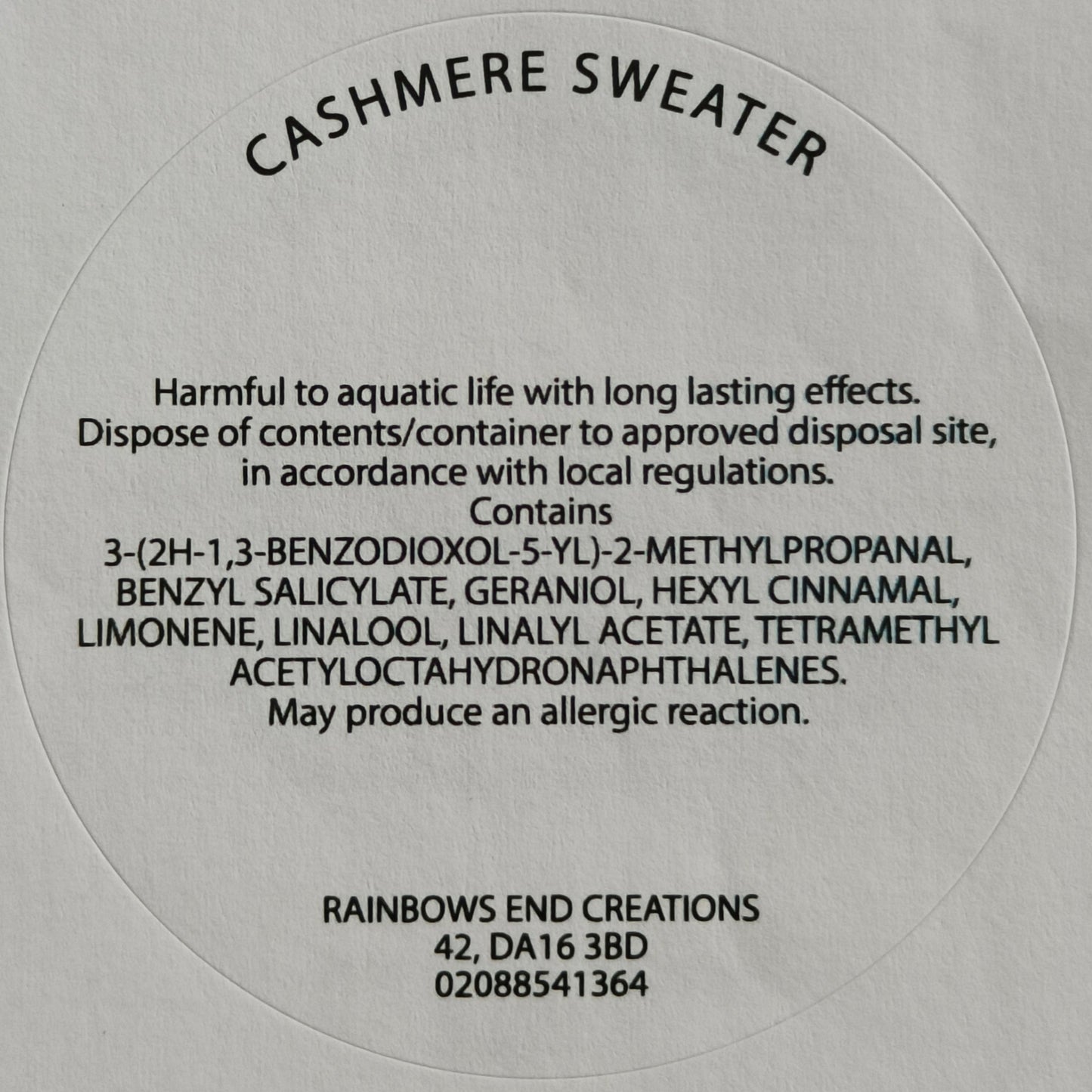 Cashmere Sweater scented wax melts in 3 parts wool clamshell. 3 colour options available