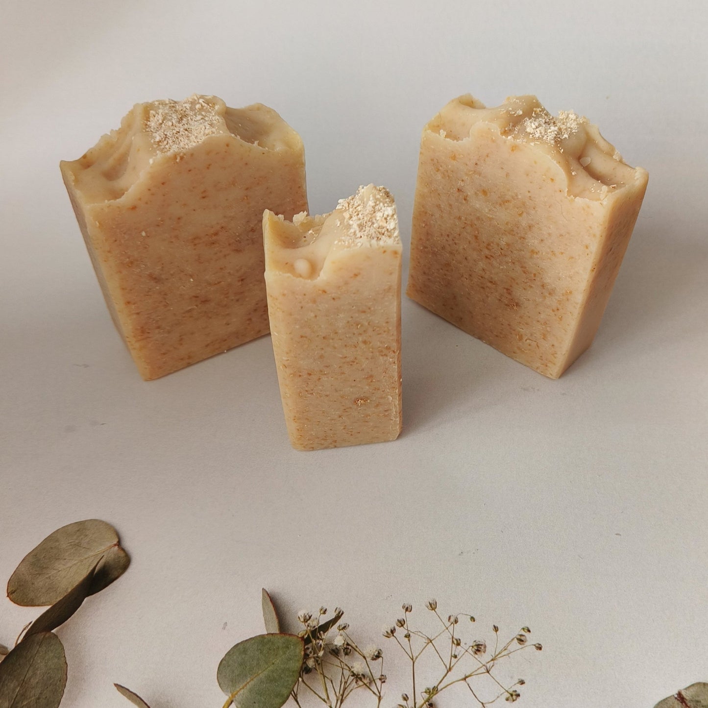 Oat milk, Beeswax & Honey handcrafted soap with Sweet Orange essential oil