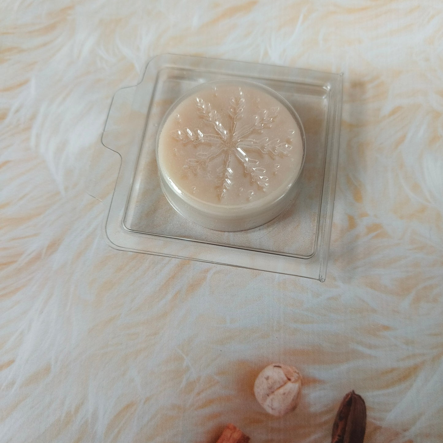 Cashmere Sweater scented wax melts. Light Colour with 3 clamshell options.