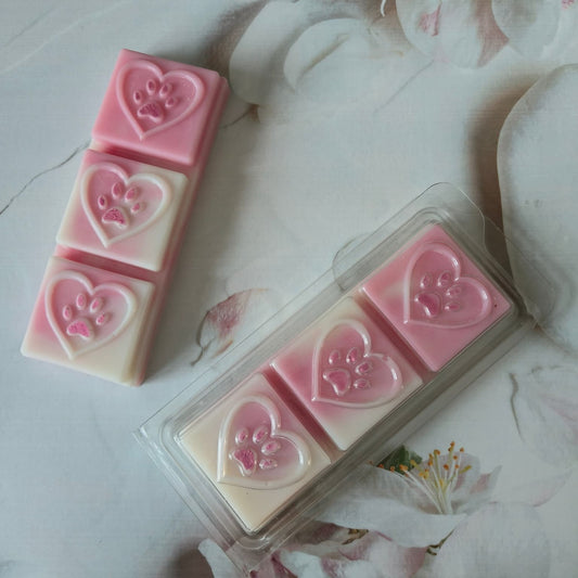 Sakura Blossom & Patchouli scented 3 piece paw heart clamshell