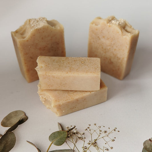 Oat milk, Beeswax & Honey handcrafted soap with Sweet Orange essential oil
